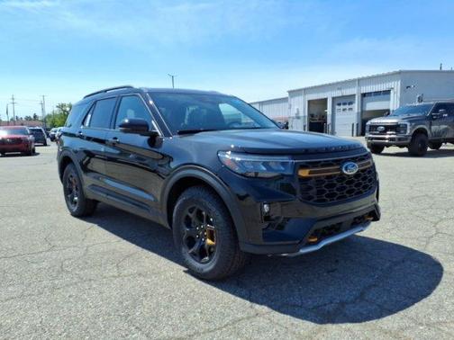 Agate Black Metallic 2026 Ford Explorer Tremor