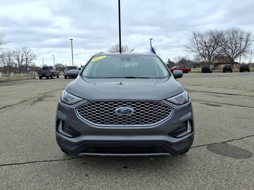 Gray Metallic 2023 Ford Edge SEL