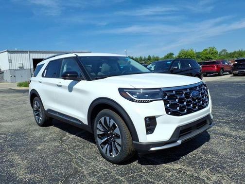 Star White 2026 Ford Explorer Platinum