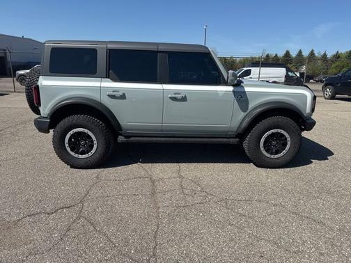 CACTUS GRAY 2023 Ford Bronco OUTER BANKS