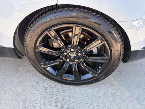 2022 Land Rover Range Rover Sport HSE Silver Edition