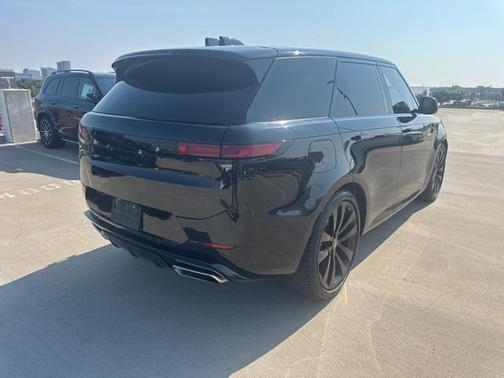 2023 Land Rover Range Rover Sport SE