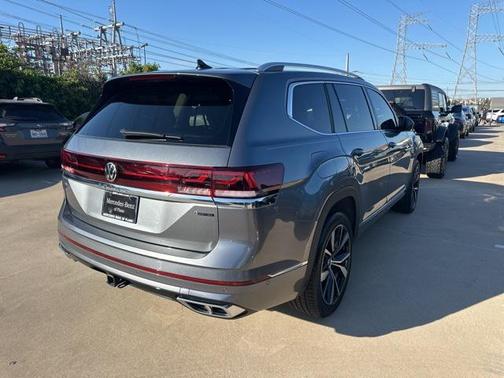 2024 Volkswagen Atlas 2.0T SEL Premium R-Line 4MOTION