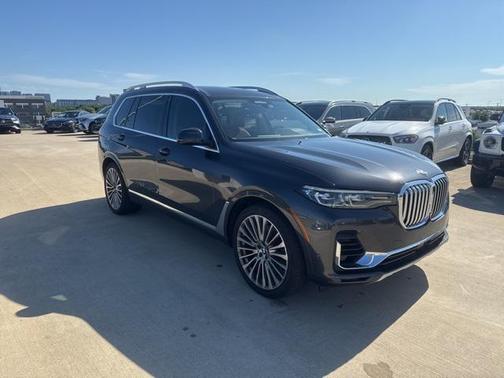 2022 BMW X7 xDrive40i