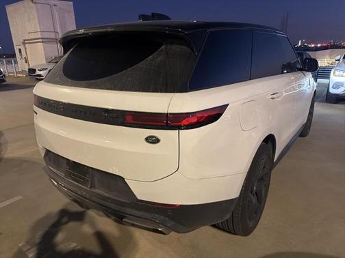 2023 Land Rover Range Rover Sport SE