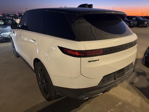 2023 Land Rover Range Rover Sport SE