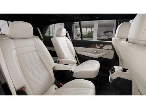 2026 Mercedes-Benz AMG GLS 63 Base