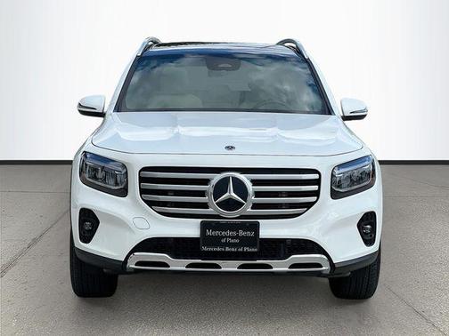 Polar White 2026 Mercedes-Benz GLB 250 4MATIC