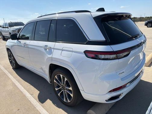 2023 Jeep Grand Cherokee Overland