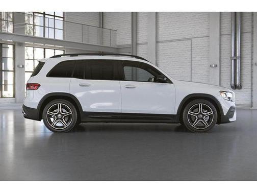 Polar White 2023 Mercedes-Benz GLB 250 4MATIC