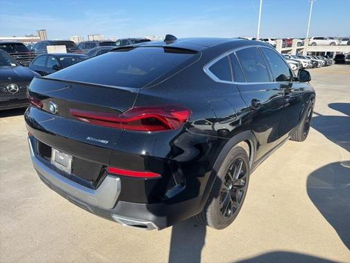 2022 BMW X6 xDrive40i