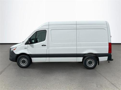 2025 Mercedes-Benz Sprinter 2500 Standard Roof
