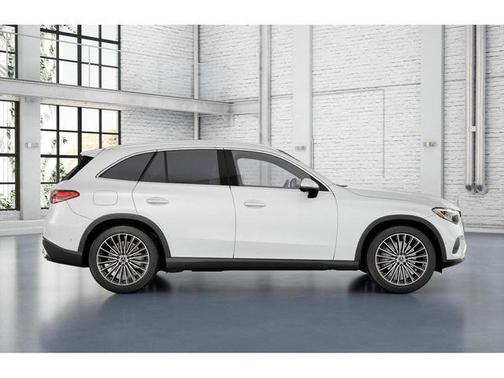 MANUFAKTUR Moonlight White Metallic 2026 Mercedes-Benz GLC 300 Base