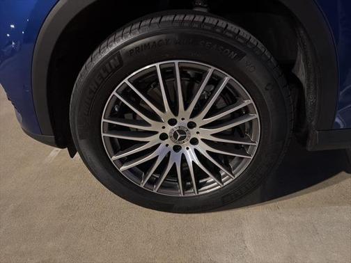 2025 Mercedes-Benz GLC 300 4MATIC Coupe