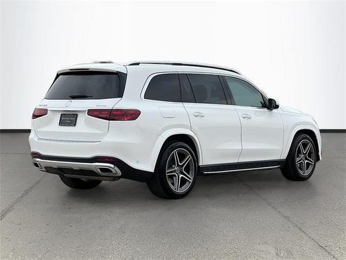 2026 Mercedes-Benz GLS 450 4MATIC