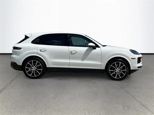 2024 Porsche Cayenne Base