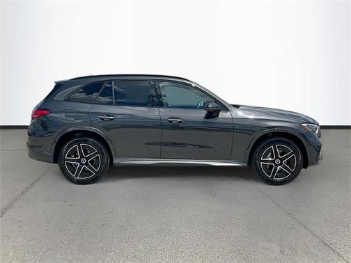 2025 Mercedes-Benz GLC 300 Base