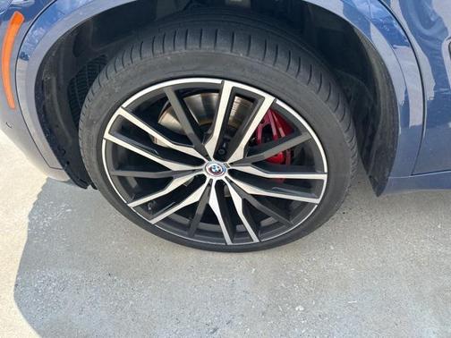 2023 BMW X5 M50i