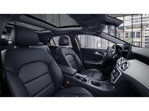 2018 Mercedes-Benz GLA 250 Base