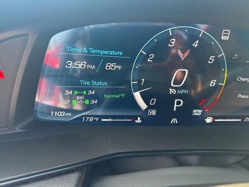 2023 Chevrolet Corvette Stingray w/2LT