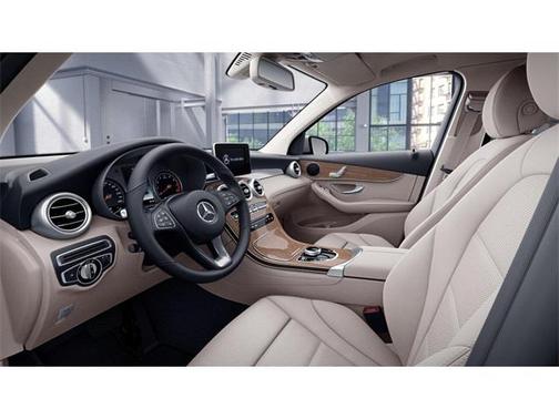 2018 Mercedes-Benz GLC 300 Base