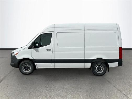 2025 Mercedes-Benz Sprinter 2500 Standard Roof