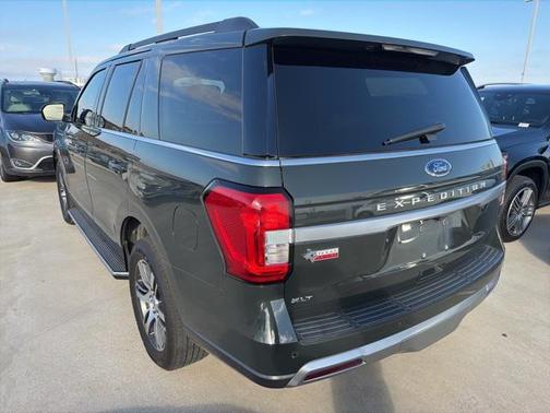 2022 Ford Expedition XLT