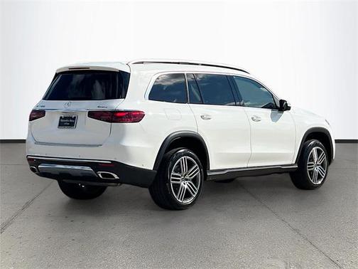 2025 Mercedes-Benz GLS 450 4MATIC