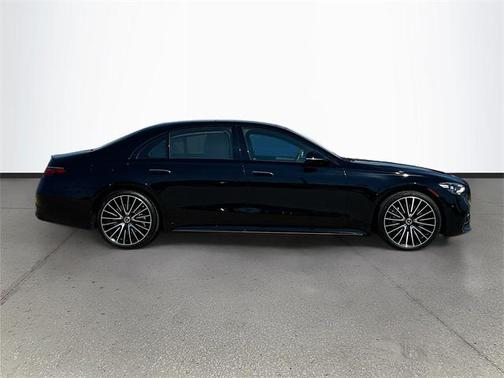 2023 Mercedes-Benz S-Class 4MATIC