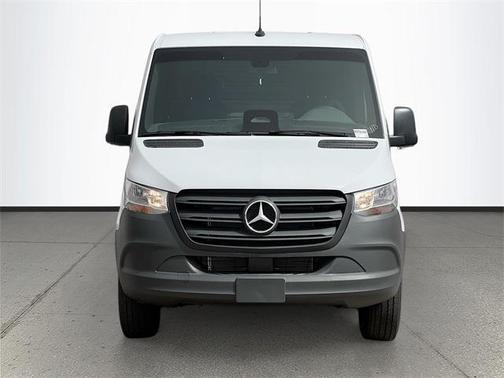 2025 Mercedes-Benz Sprinter 2500 Standard Roof