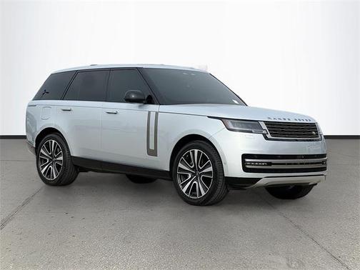2025 Land Rover Range Rover P400 SE