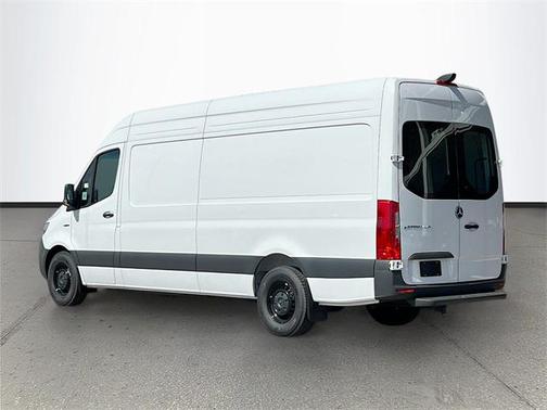 2024 Mercedes-Benz eSprinter 2500 Cargo 170 WB