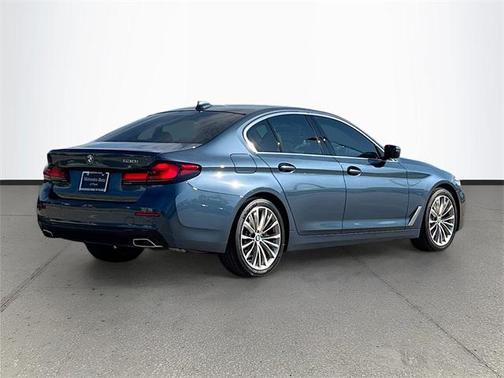 2023 BMW 530 i