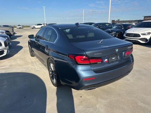 2023 BMW 530 i