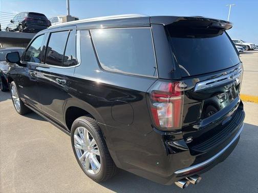 2022 Chevrolet Tahoe 4WD High Country