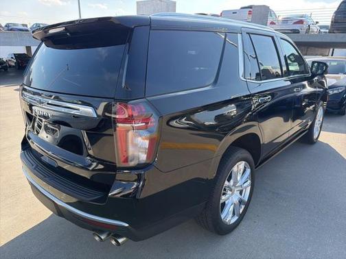 2022 Chevrolet Tahoe 4WD High Country