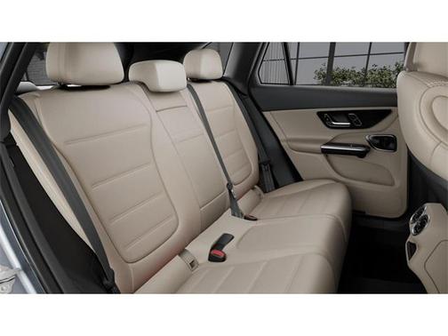 2025 Mercedes-Benz GLC 350e Base