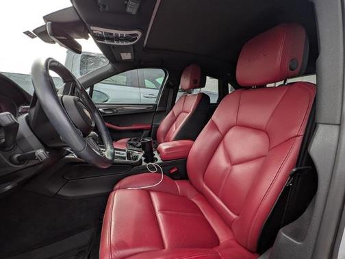 2023 Porsche Macan GTS