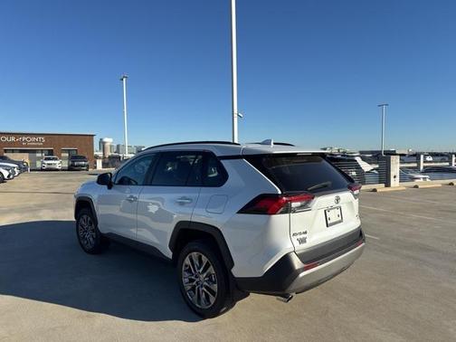 2023 Toyota RAV4 Limited