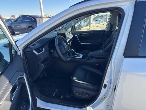 2023 Toyota RAV4 Limited