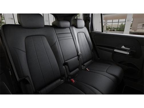 2025 Mercedes-Benz GLB 250 4MATIC