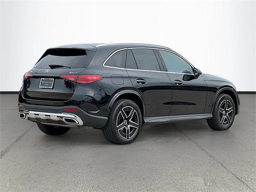 2025 Mercedes-Benz GLC 300 4MATIC