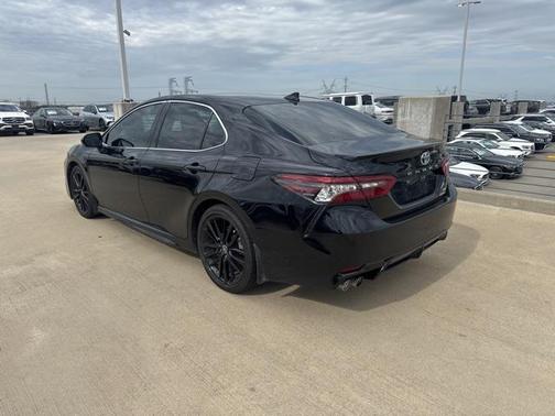 2024 Toyota Camry Hybrid SE