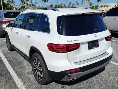2022 Mercedes-Benz GLB 250 Base