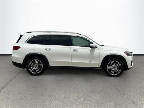 2024 Mercedes-Benz GLS 450 4MATIC