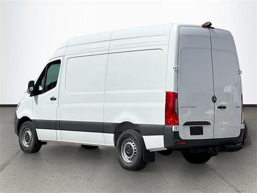 2025 Mercedes-Benz Sprinter 2500 Standard Roof
