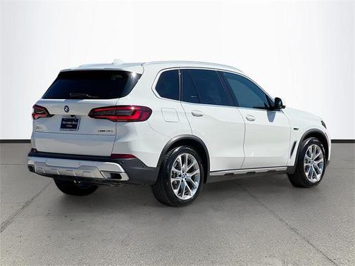 2023 BMW X5 PHEV xDrive45e