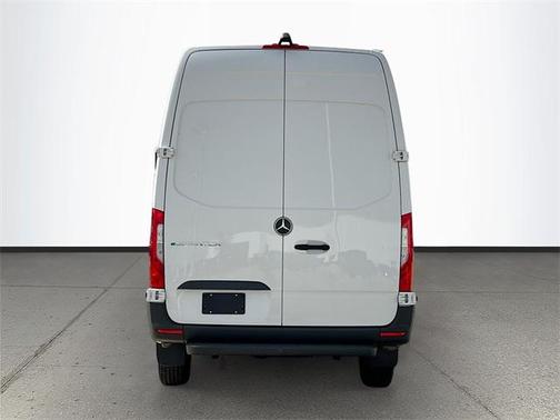 2024 Mercedes-Benz eSprinter 2500 Cargo 170 WB