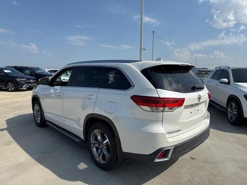 2018 Toyota Highlander Limited Platinum