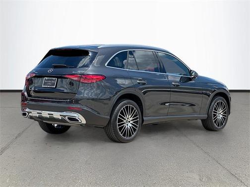 2025 Mercedes-Benz GLC 300 4MATIC